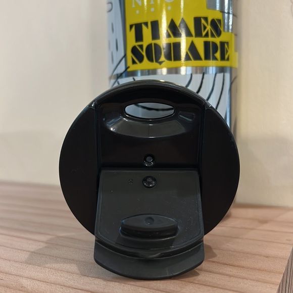 Starbucks NYC Times Square collectors Tumbler - Picture 4 of 8